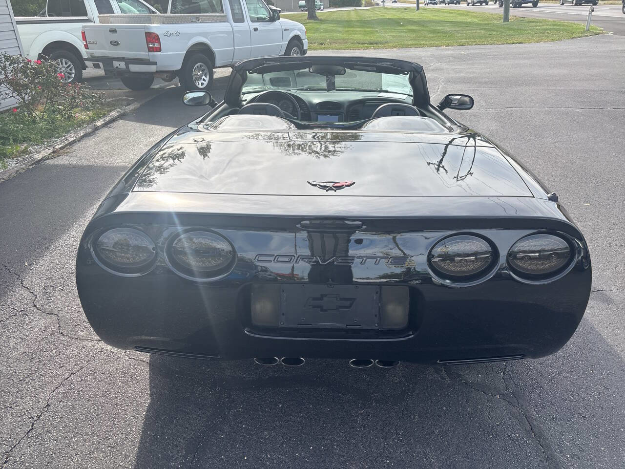 Used 2004 Chevrolet Corvette Convertible w/ Preferred Equipment Group image 6