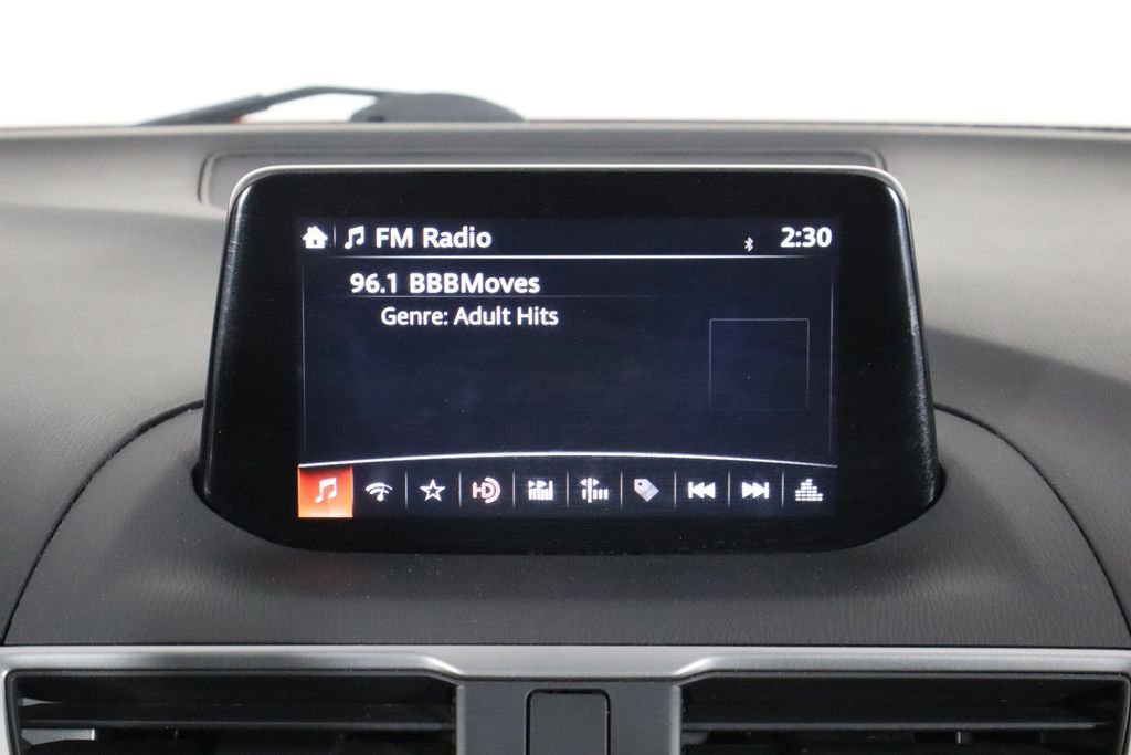 Used 2017 MAZDA MAZDA3 Touring image 28