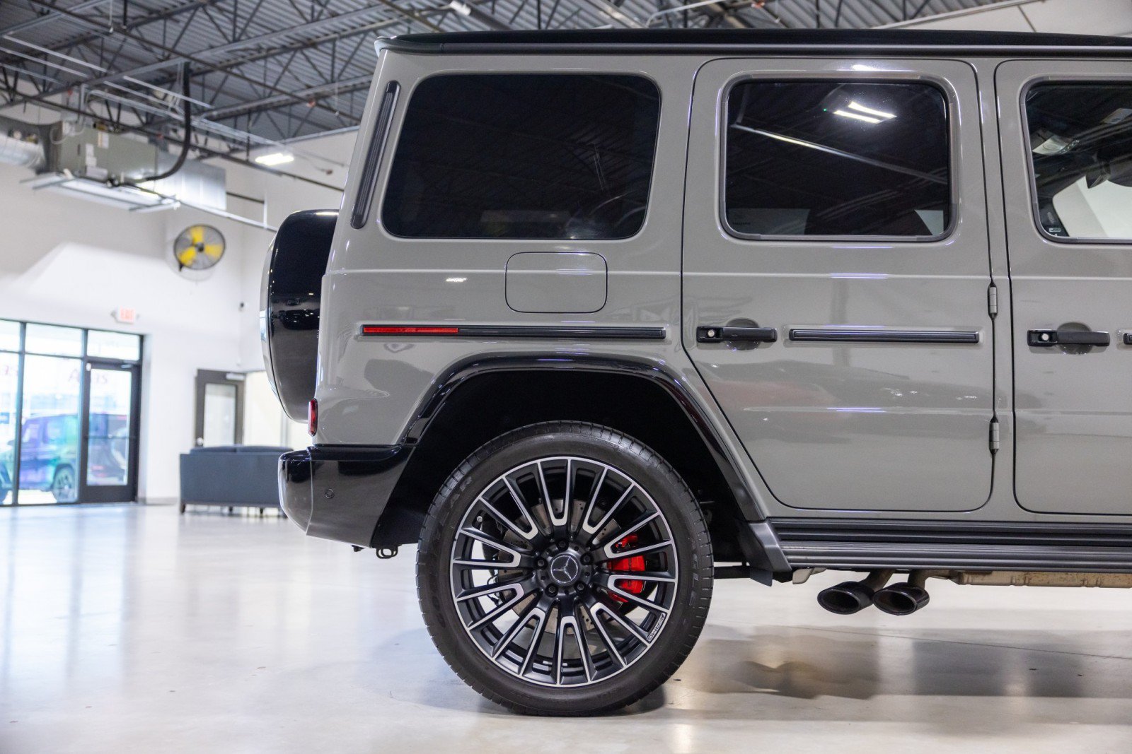 Used 2025 Mercedes-Benz G 63 AMG 4MATIC image 24