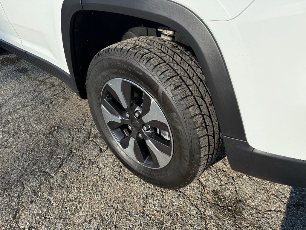 Used 2024 Jeep Grand Cherokee Limited 4xe image 15