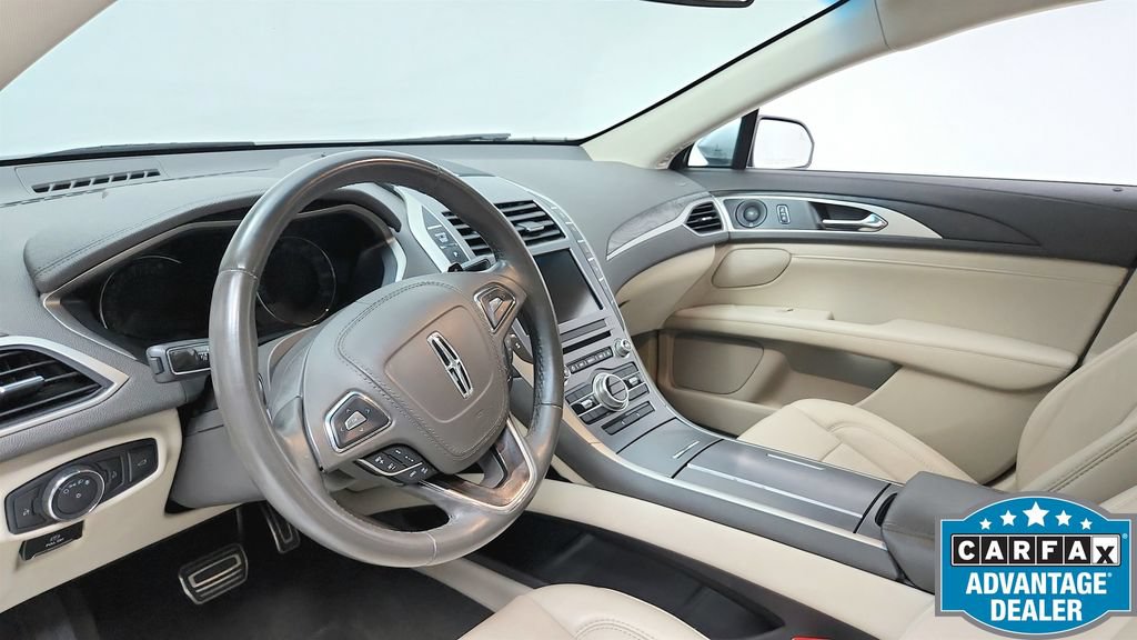 Used 2020 Lincoln MKZ Reserve FWD image 31