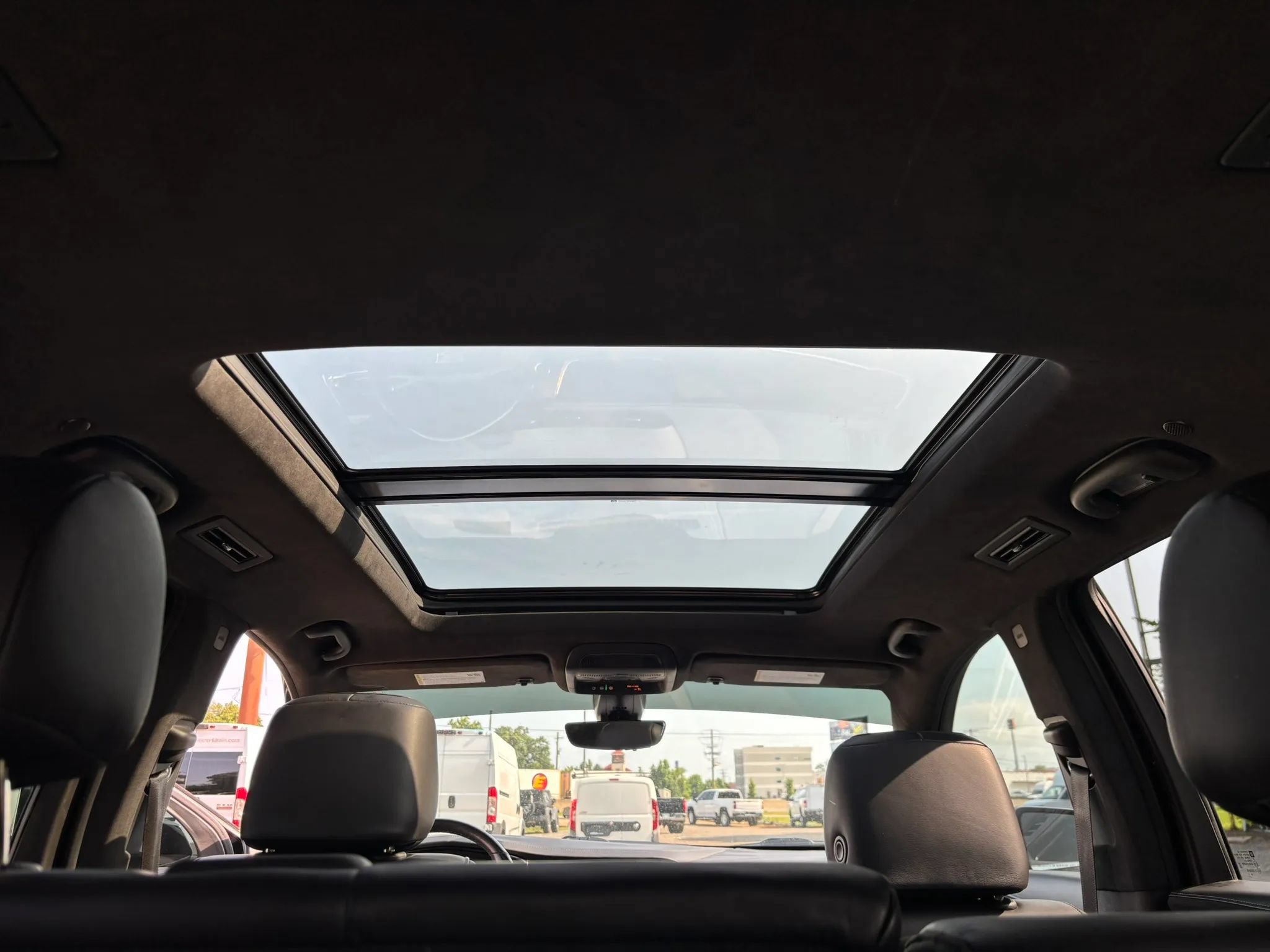 Used 2020 Cadillac XT6 Premium Luxury w/ Platinum Package FWD image 23