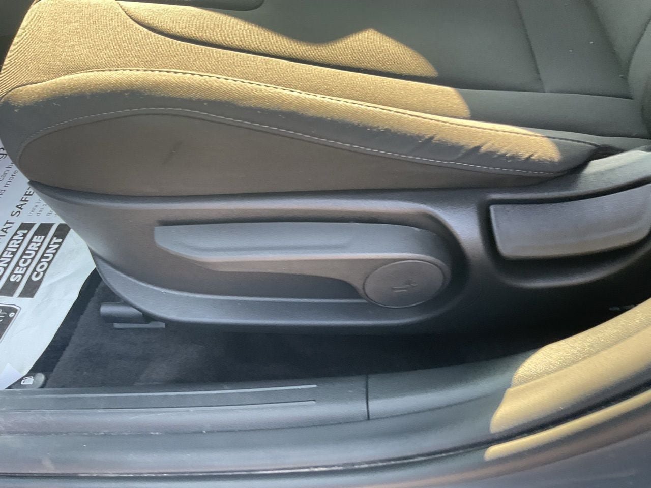 Used 2026 Hyundai Elantra SEL Sport FWD image 9