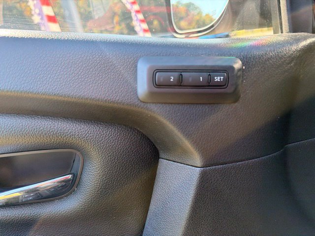 Used 2021 Nissan Titan PRO-4X w/ Pro-4x Convenience Package AWD/4WD image 29