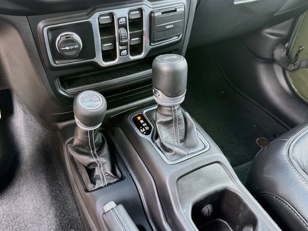 Certified 2023 Jeep Wrangler Unlimited Sahara AWD/4WD image 18