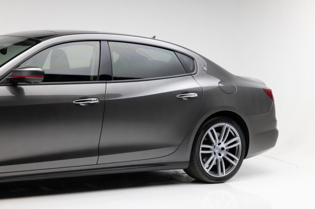 Used 2017 Maserati Quattroporte S GranSport Q4 image 29