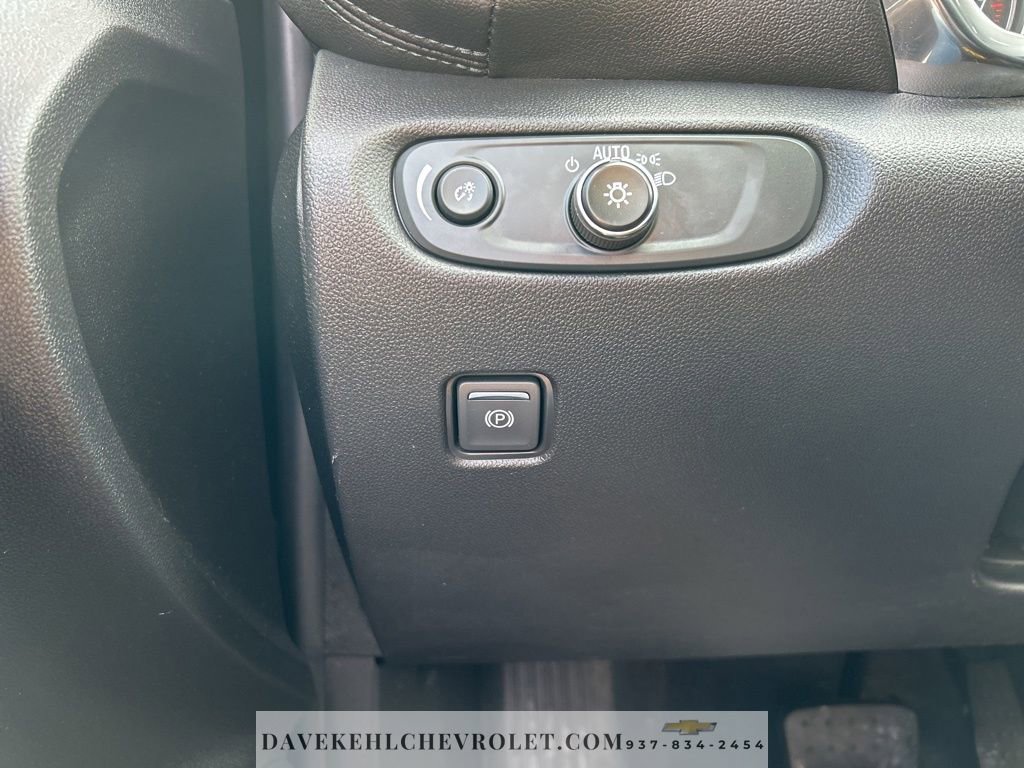 Used 2022 Chevrolet Blazer LT image 12