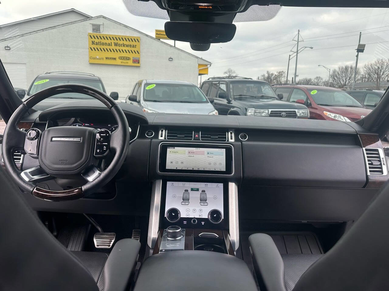 Used 2021 Land Rover Range Rover P525 Westminster Edition image 13