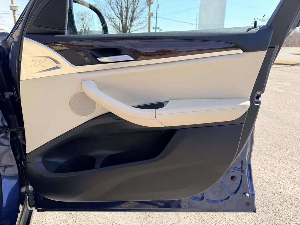 Used 2021 BMW X3 xDrive30i w/ Convenience Package image 11