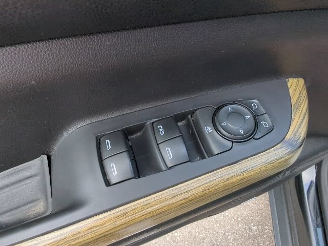 Used 2018 GMC Acadia Denali w/ Technology Package AWD/4WD image 13
