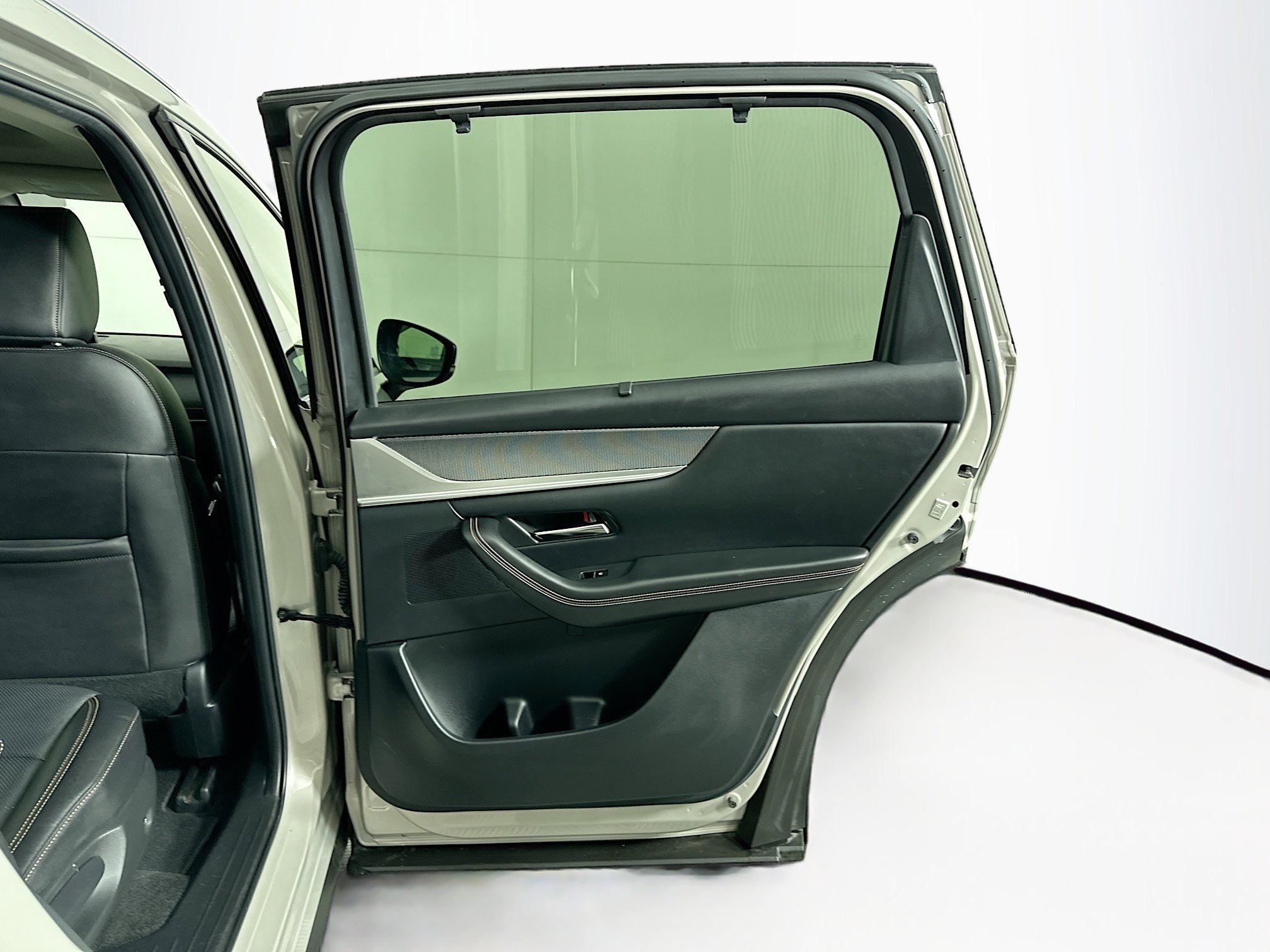 Used 2024 MAZDA CX-90 3.3 Turbo w/ Preferred Plus image 33