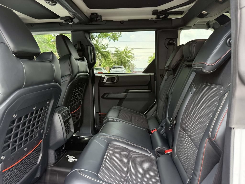 Used 2025 Ford Bronco Raptor AWD/4WD image 16
