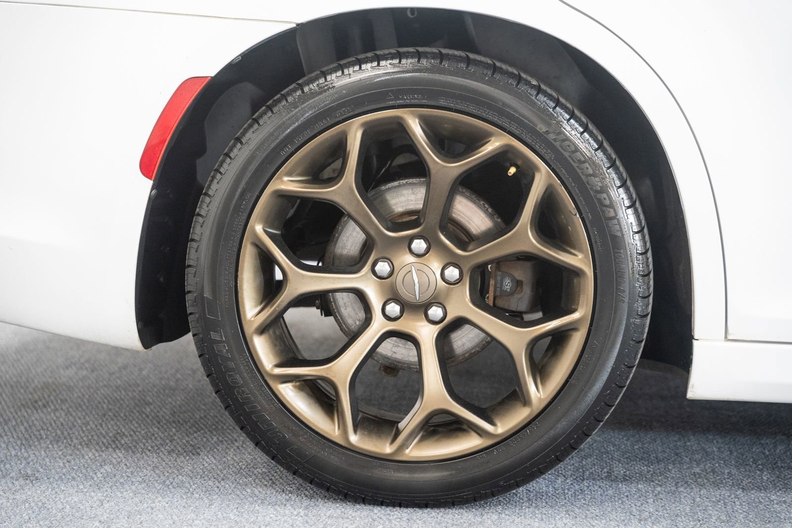Used 2016 Chrysler 300 S RWD image 19