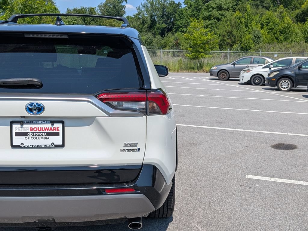 Used 2020 Toyota RAV4 XSE AWD/4WD image 7