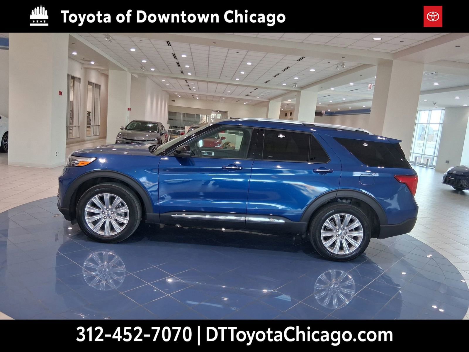 Used 2020 Ford Explorer Limited w/ Hybrid Equipment Group 310A image 3