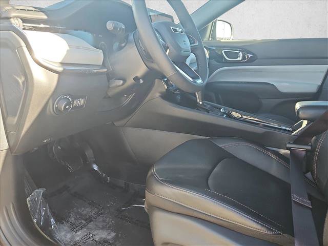 Used 2023 Jeep Compass Limited w/ Elite Group image 10