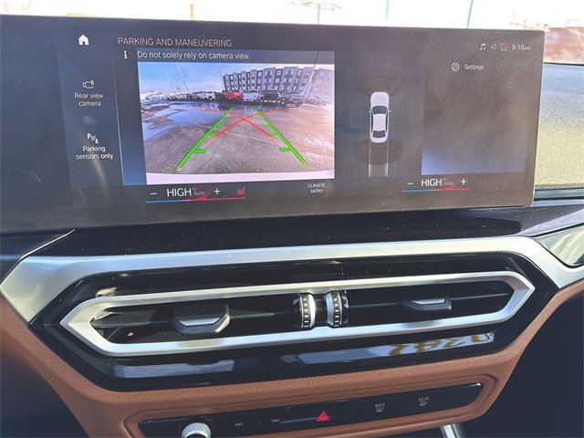 Used 2024 BMW 330i xDrive Sedan w/ Premium Package image 15