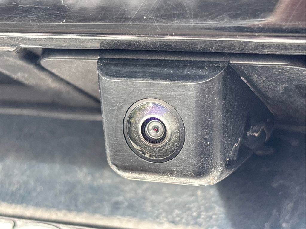 Used 2025 Kia Sorento S image 14