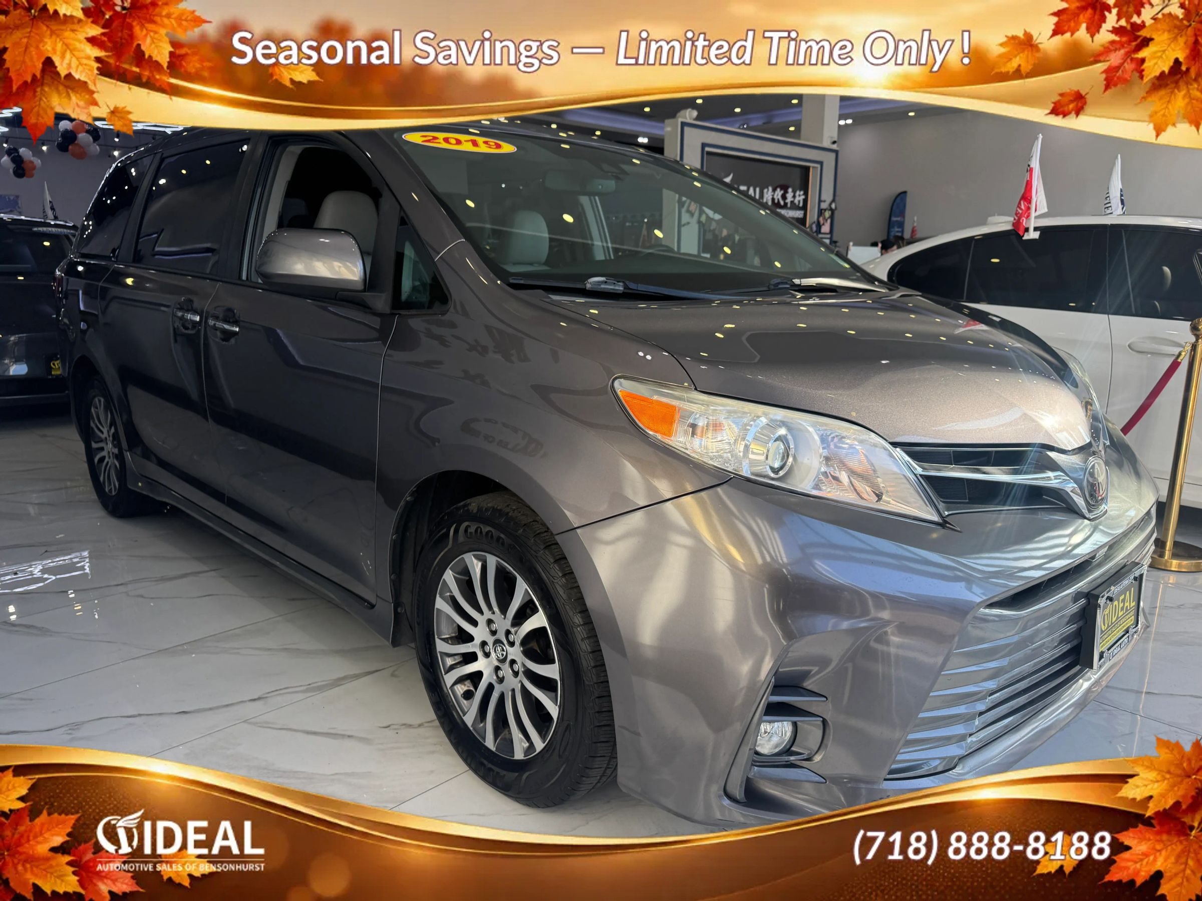 Used 2019 Toyota Sienna XLE Premium FWD image 1