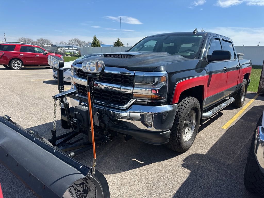 Used 2018 Chevrolet Silverado 1500 LT w/ All Star Edition image 14