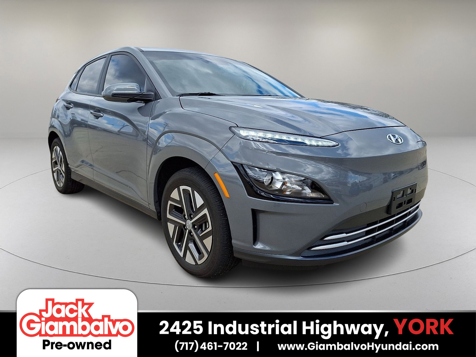 Certified 2023 Hyundai Kona SE w/ Cargo Package image 1