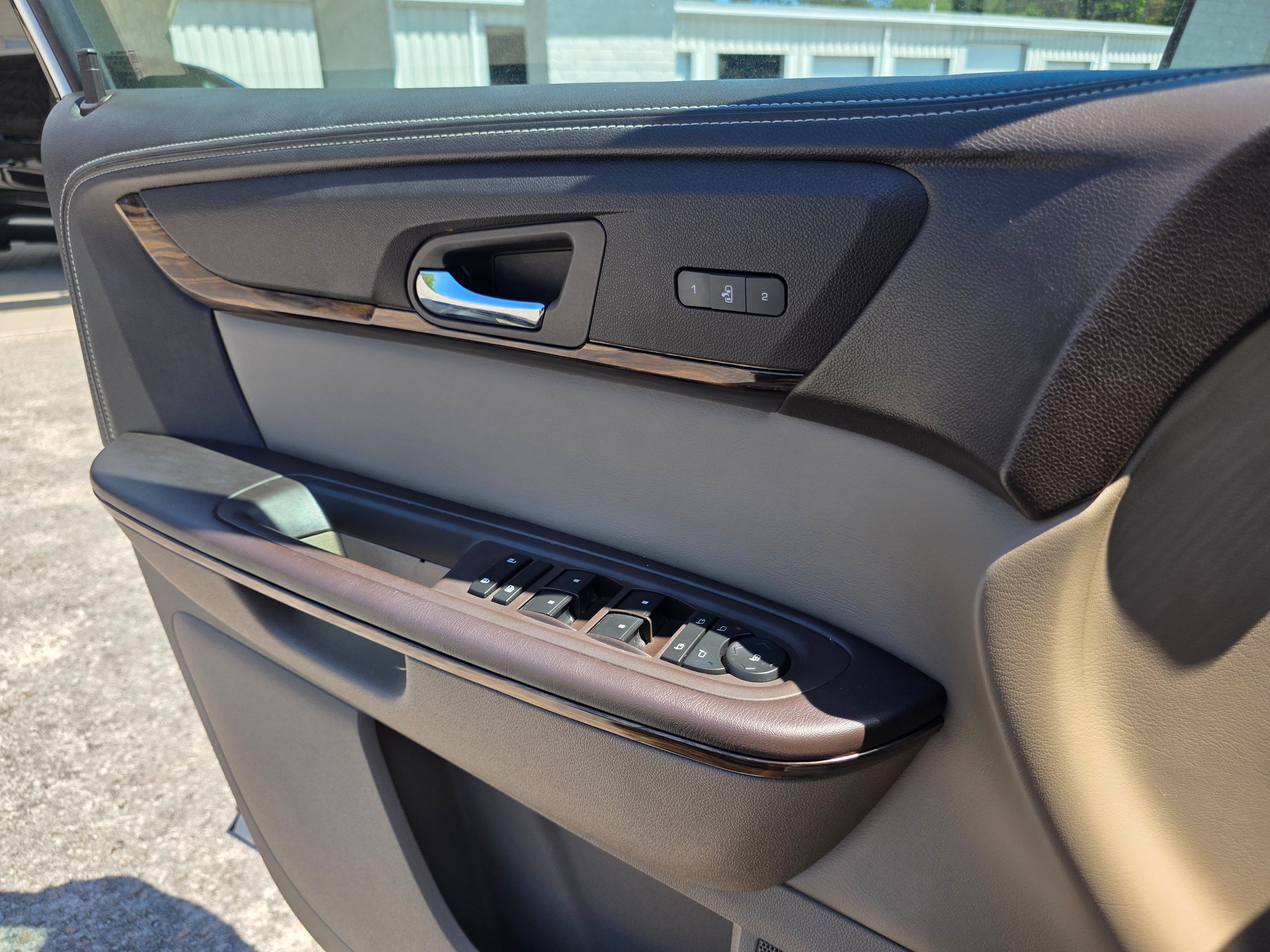 Used 2015 GMC Acadia Denali FWD image 11