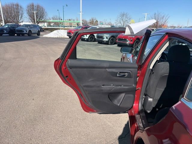 Used 2015 Nissan Altima 2.5 S w/ Power Driver Seat Package image 30