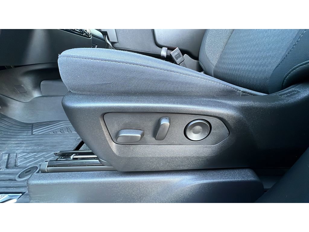 Certified 2025 Chevrolet Silverado 3500 LT w/ All Star Edition image 25