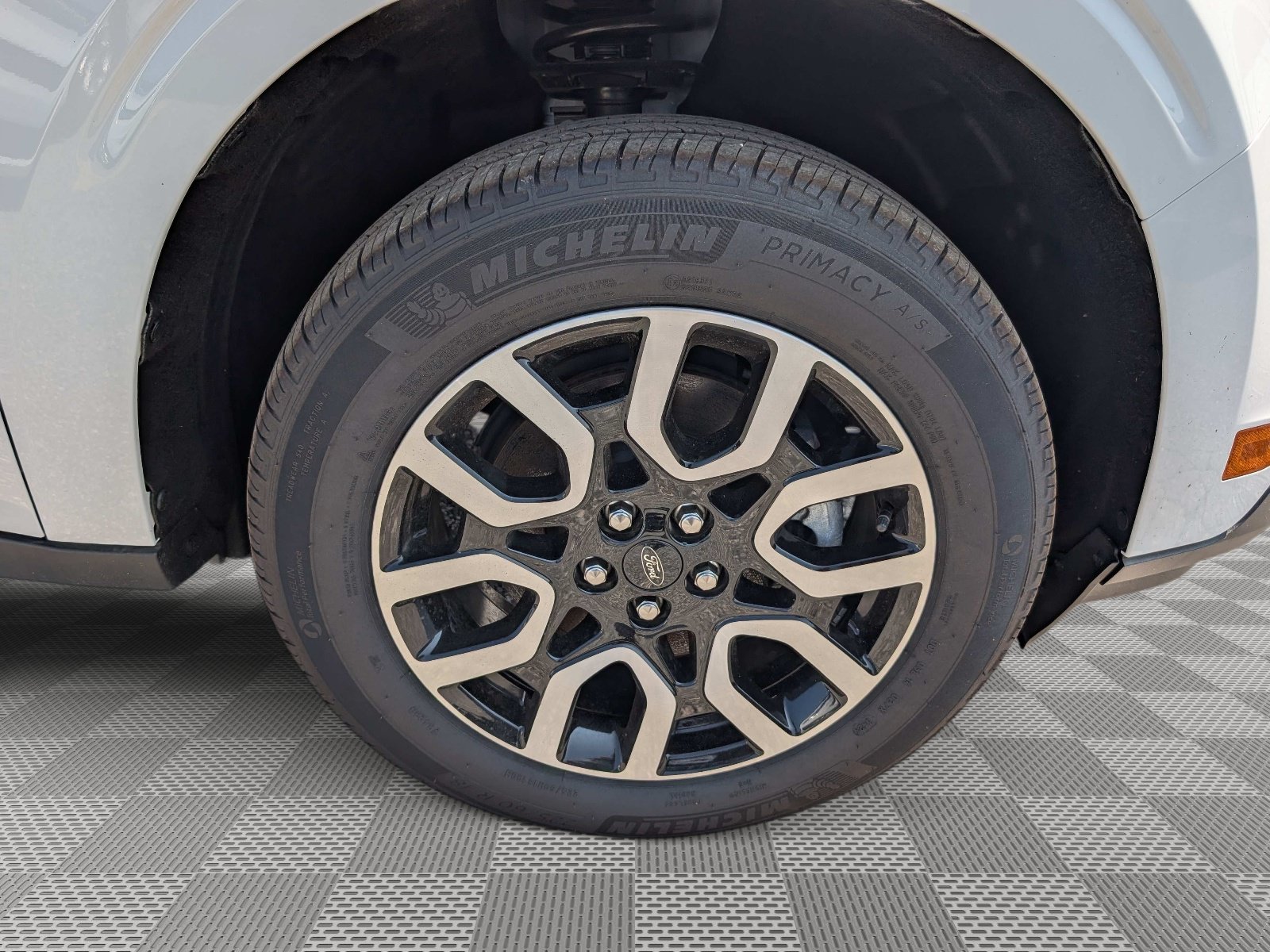 Used 2024 Ford Maverick Lariat AWD/4WD image 9