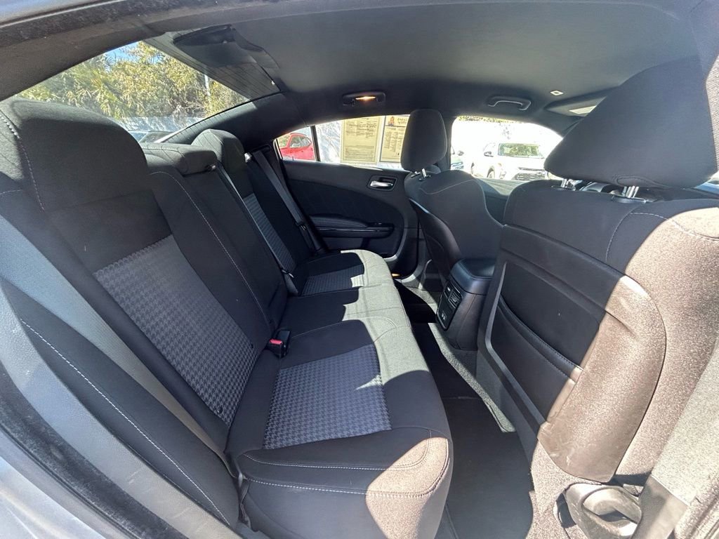 Used 2023 Dodge Charger R/T w/ Blacktop Package image 22
