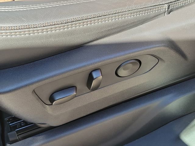 Used 2025 Chevrolet Silverado 1500 High Country AWD/4WD image 24