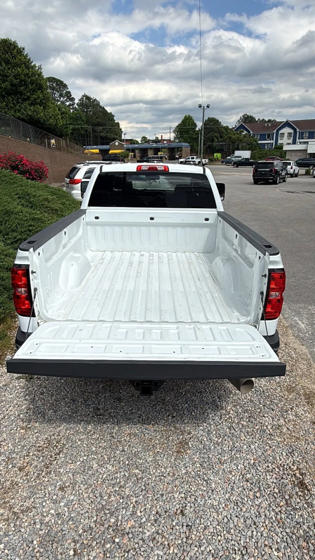 Used 2019 Chevrolet Silverado 2500 LT AWD/4WD image 9