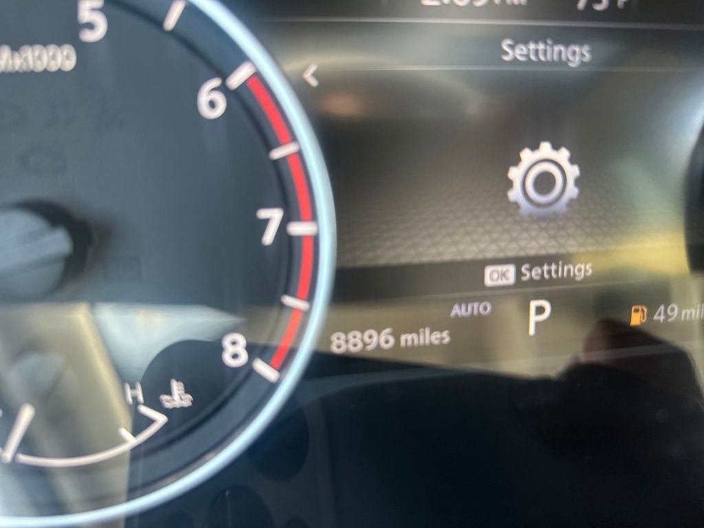 Used 2024 Nissan Rogue SV w/ SV Premium Package image 18