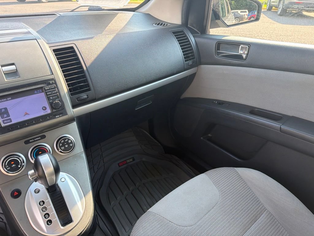 Used 2012 Nissan Sentra 2.0 SR w/ Special Edition Pkg FWD image 16