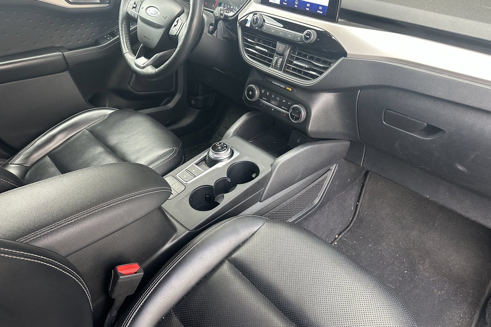 Used 2020 Ford Escape SEL AWD/4WD image 14