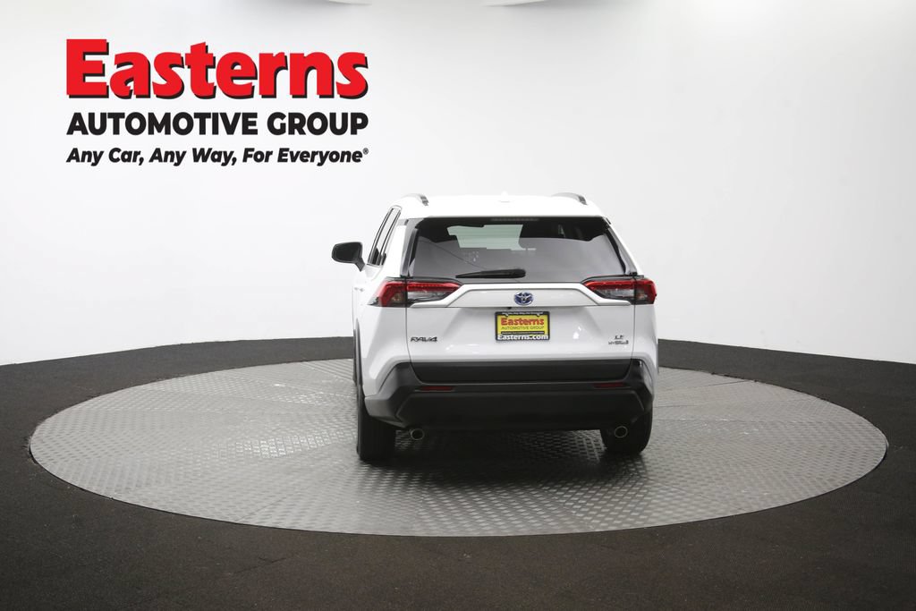 Used 2022 Toyota RAV4 LE AWD/4WD image 38