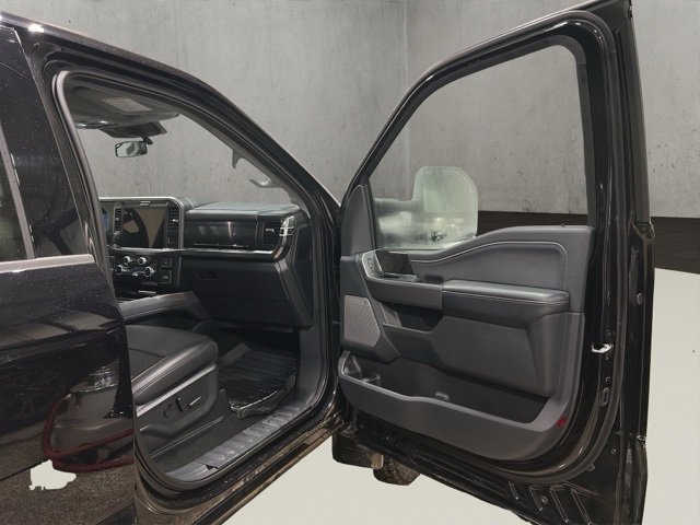 Used 2025 Ford F250 Lariat w/ Lariat Ultimate Package image 18