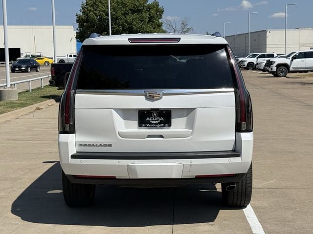 Used 2020 Cadillac Escalade Platinum RWD image 5