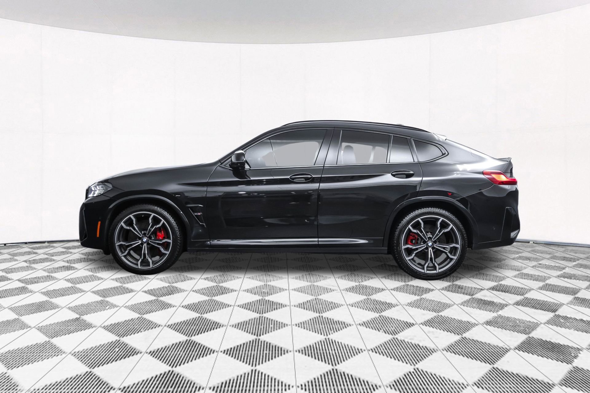 Used 2022 BMW X4 M w/ Competition Package image 42