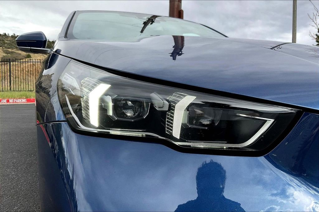 Used 2024 BMW 530i xDrive w/ Convenience Package AWD/4WD image 32