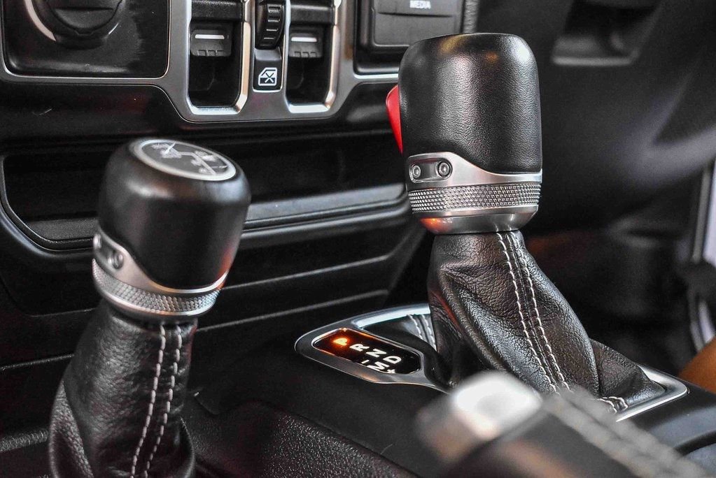 Used 2022 Jeep Wrangler Unlimited Sahara 4xe w/ Safety Group image 20