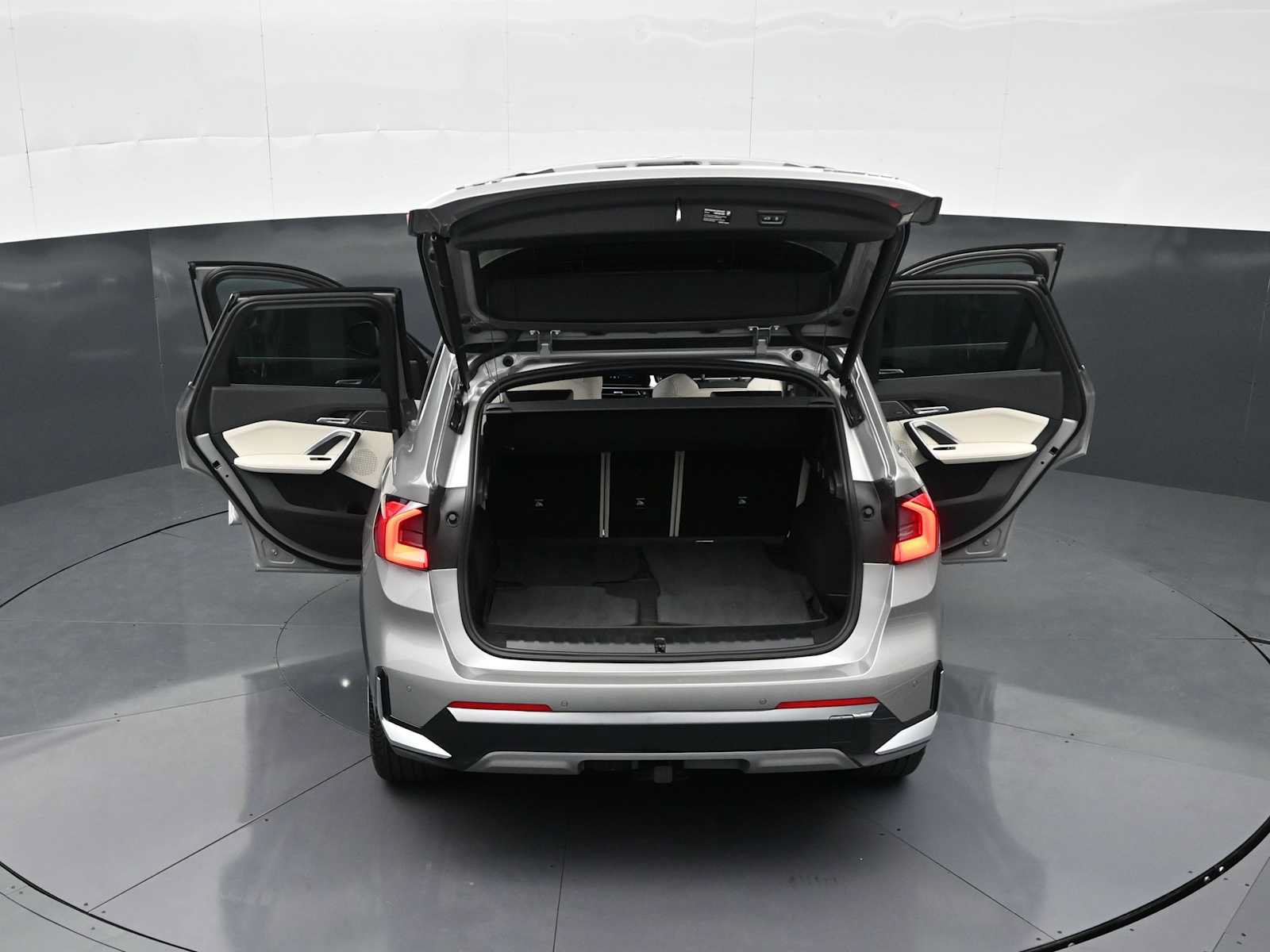 Used 2026 BMW X1 xDrive28i w/ Technology Package AWD/4WD image 34