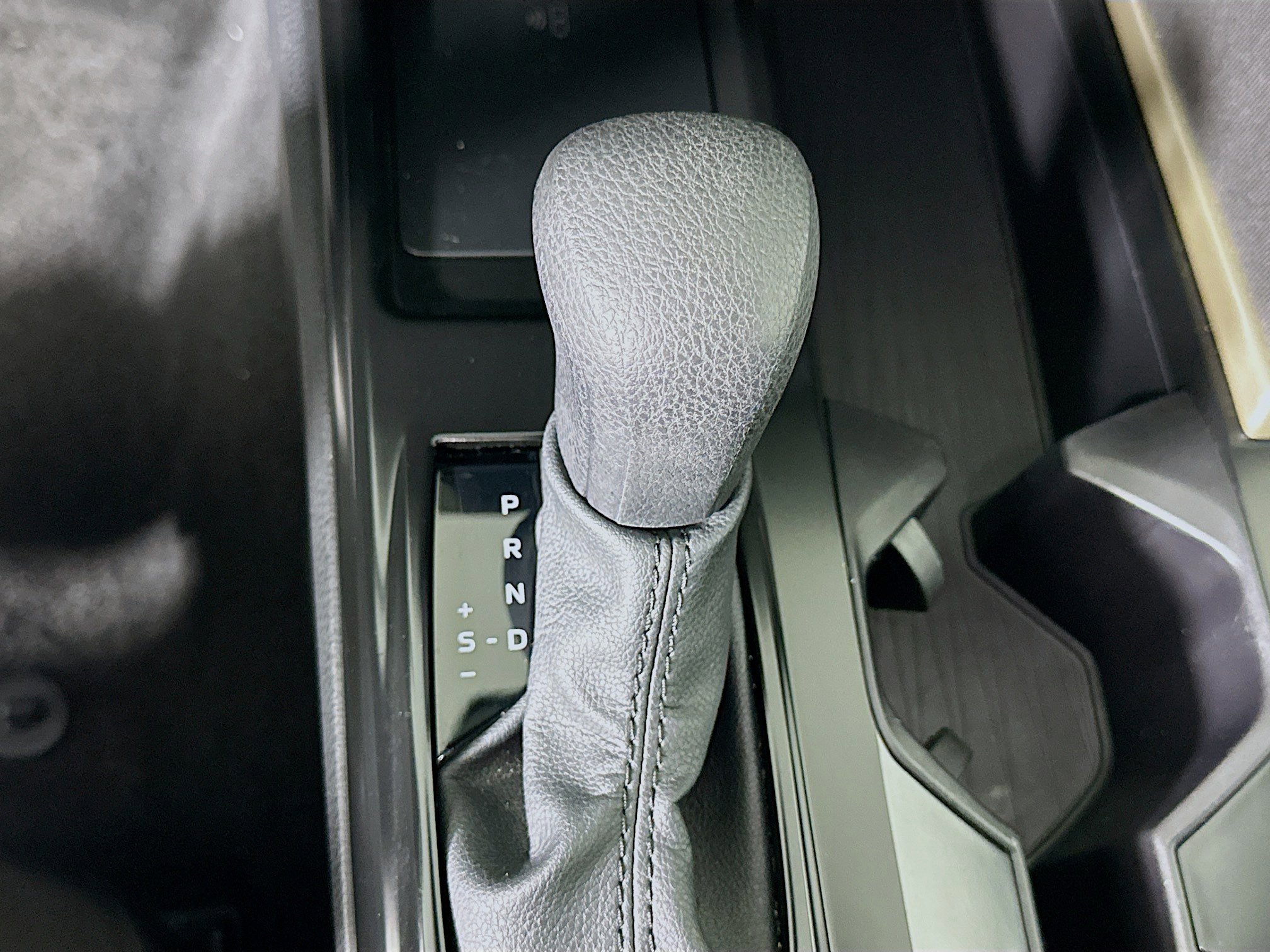 Used 2025 Toyota Camry LE image 24