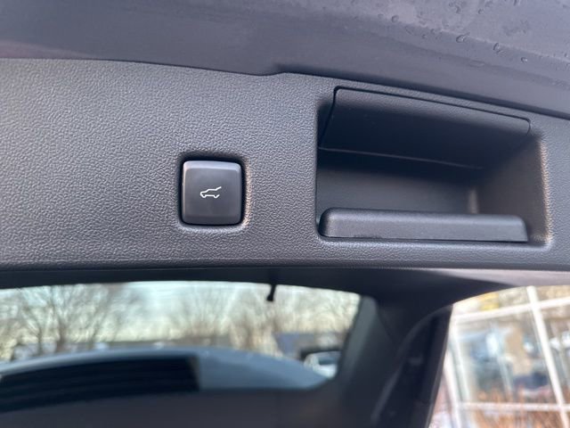 Used 2023 Ford Escape Active image 10