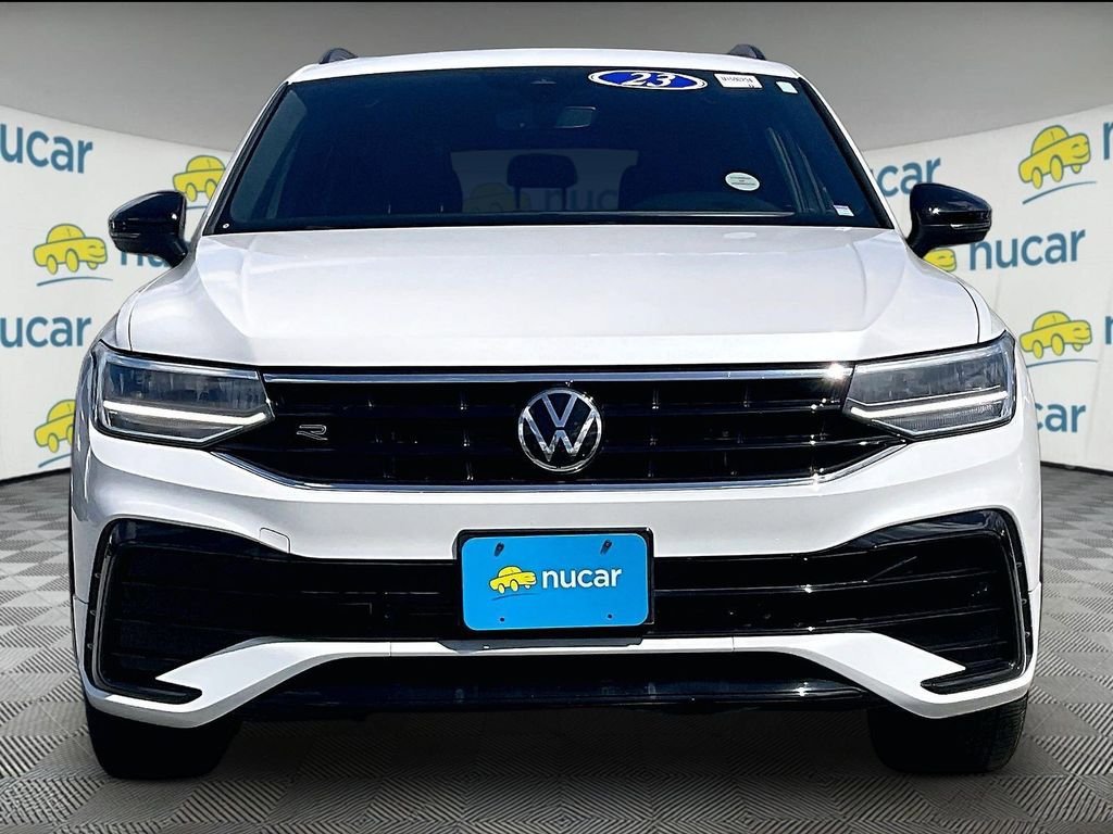 Used 2023 Volkswagen Tiguan SE R-Line AWD/4WD image 2