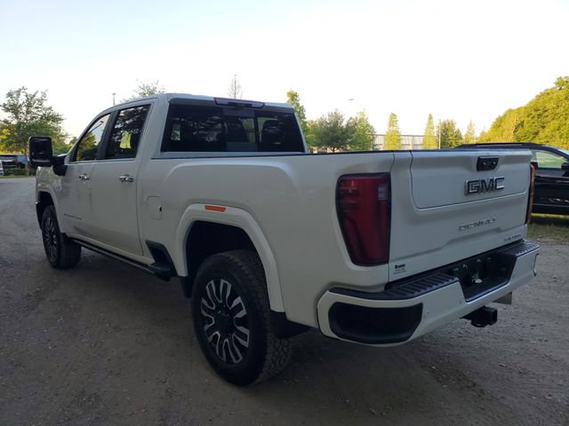 Used 2025 GMC Sierra 2500 Denali Ultimate AWD/4WD image 3