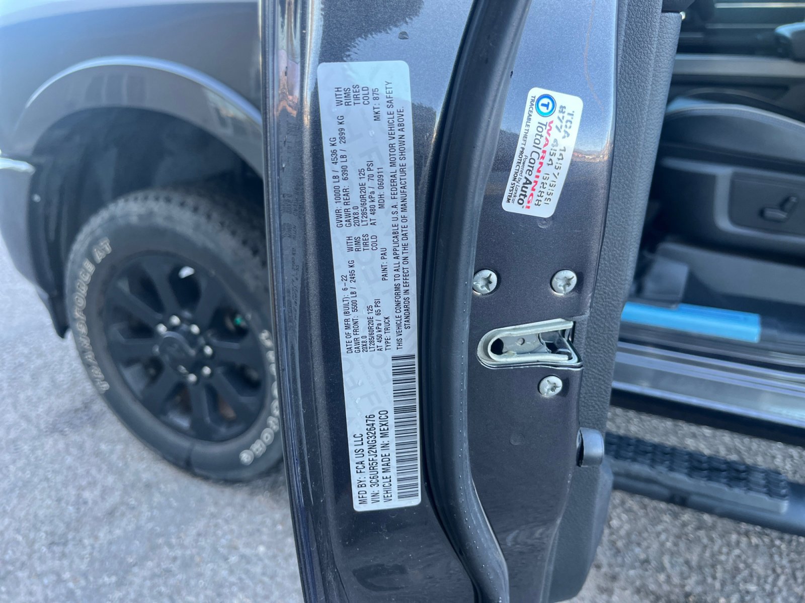 Used 2022 RAM 2500 Laramie w/ Night Edition image 26