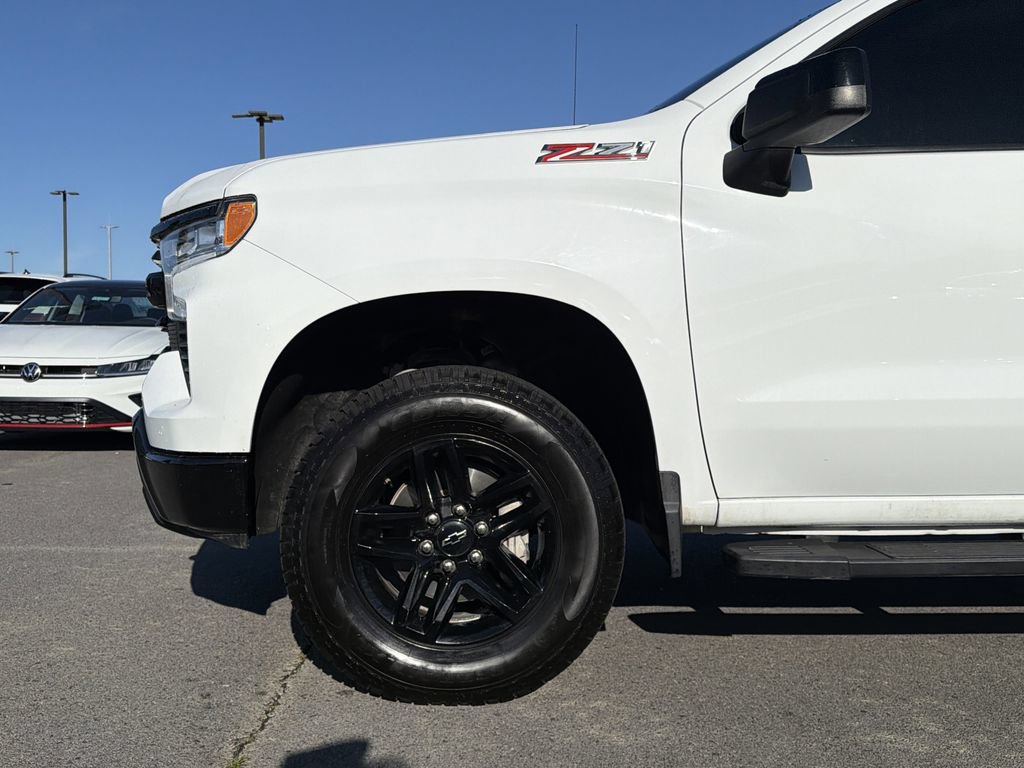 Used 2024 Chevrolet Silverado 1500 LT Trail Boss w/ Protection Package AWD/4WD image 9