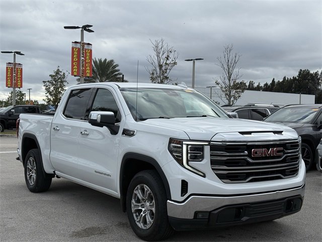 Used 2024 GMC Sierra 1500 SLT image 4
