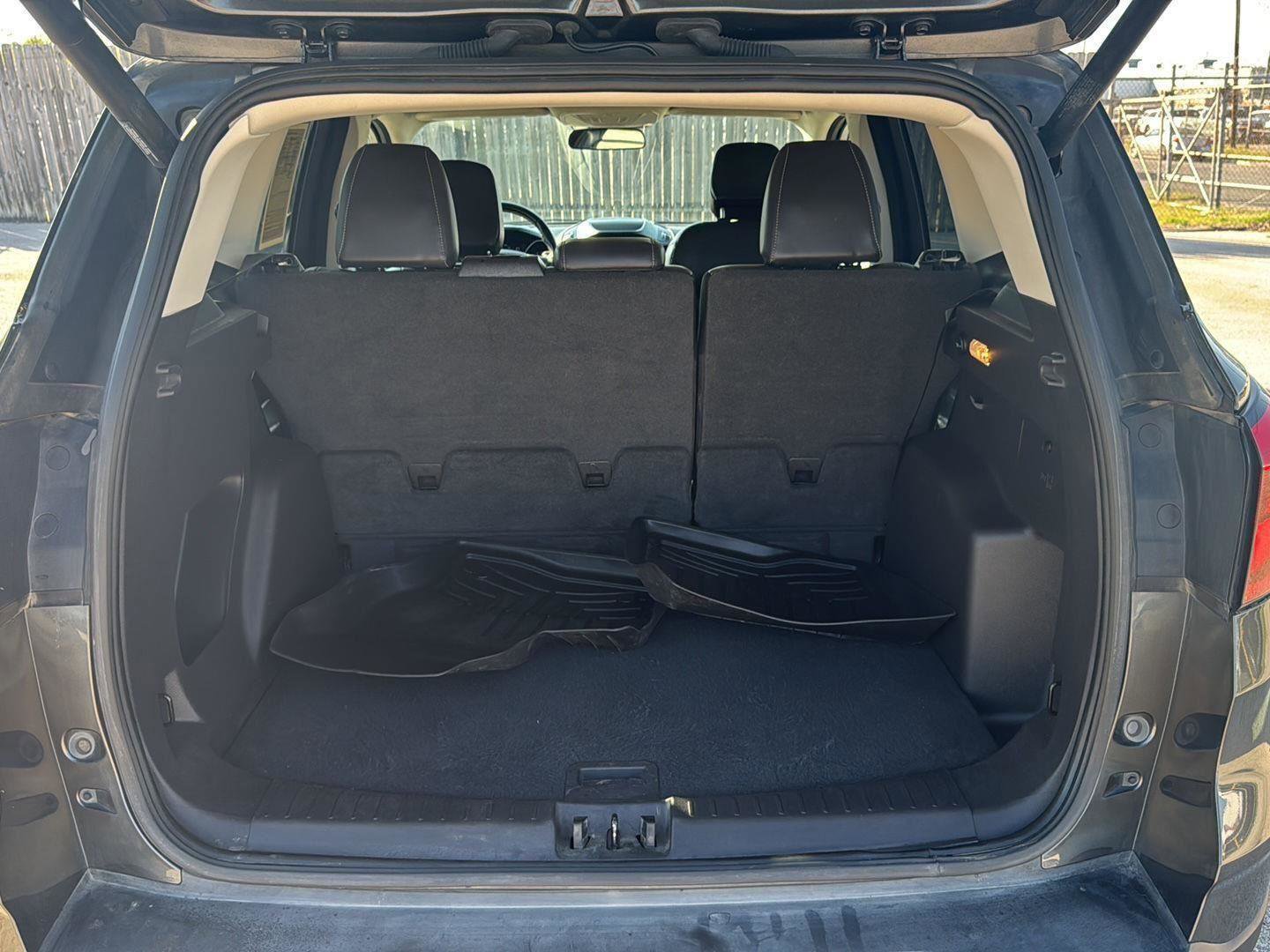 Used 2019 Ford Escape SEL image 28